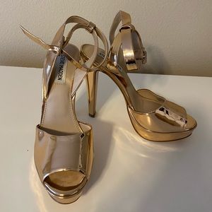 Platform sandals